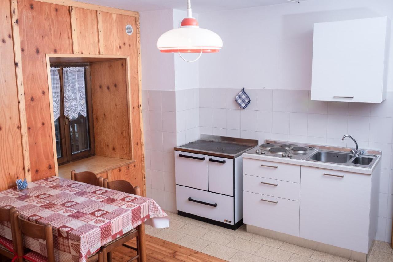 Casa Vacanze La Maddalena Sant'Orsola ภายนอก รูปภาพ