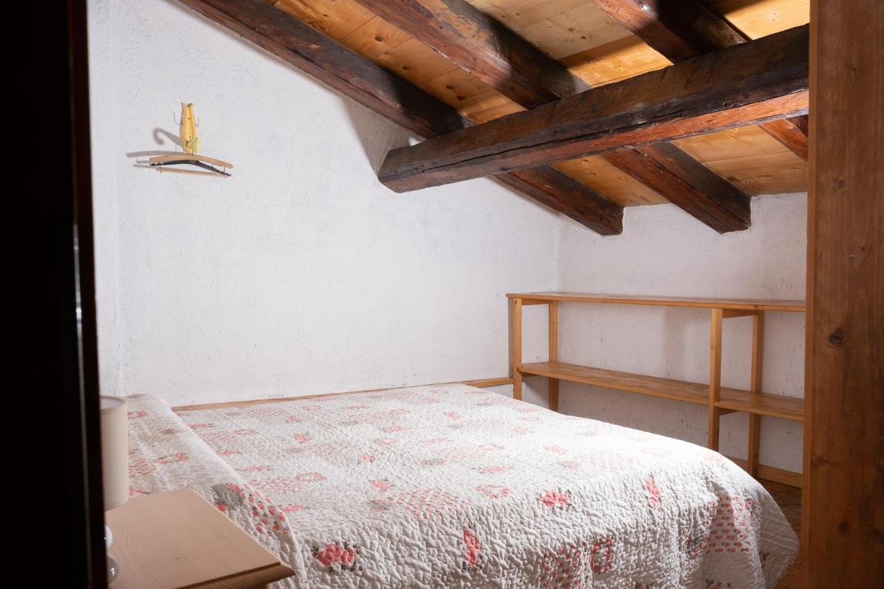 Casa Vacanze La Maddalena Sant'Orsola ภายนอก รูปภาพ