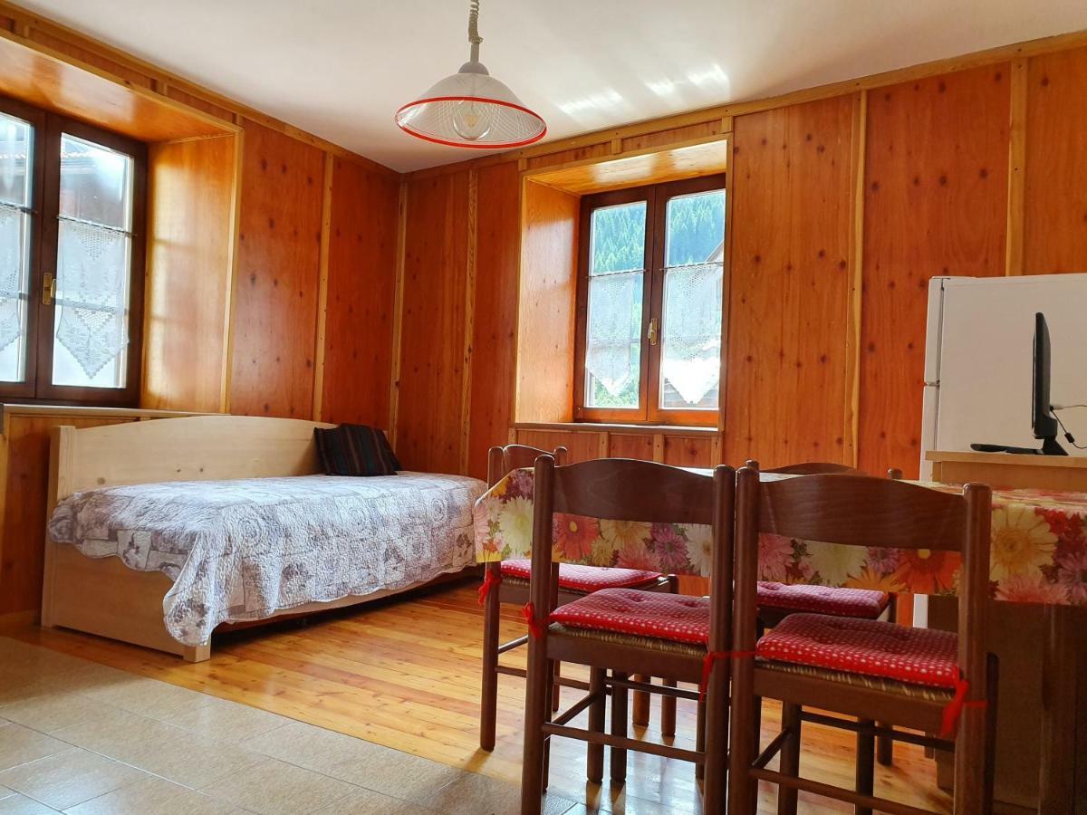Casa Vacanze La Maddalena Sant'Orsola ภายนอก รูปภาพ