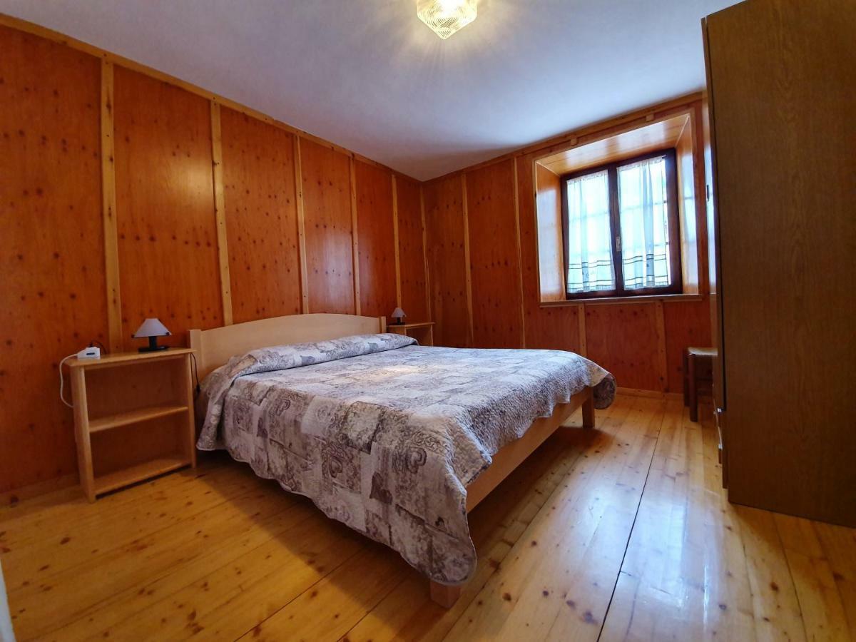 Casa Vacanze La Maddalena Sant'Orsola ภายนอก รูปภาพ